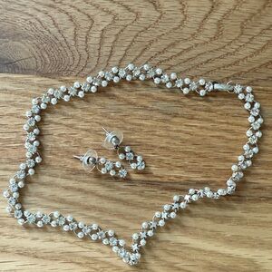 Diamond and pearl necklace & earrings